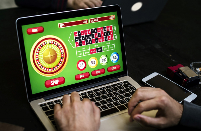 pros and cons of online casinos